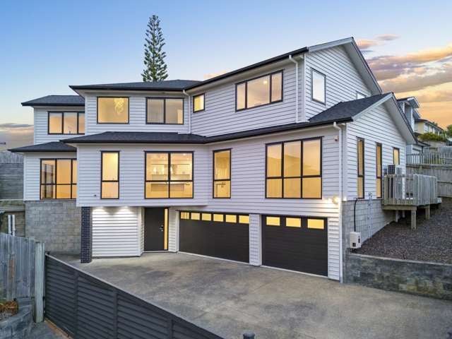 Exceptional Living in Summerland School Zone