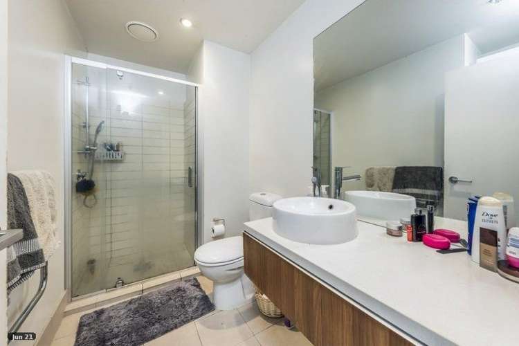 327/8 Dockside Lane Auckland Central_10