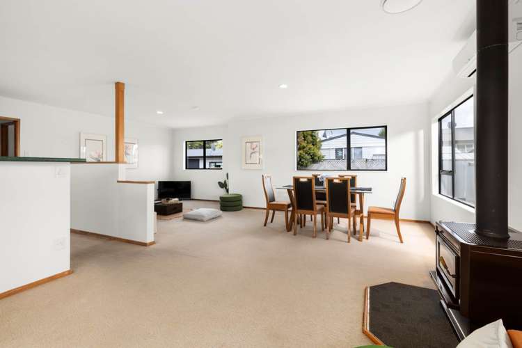 9 Hatfield Heights Hatfields Beach_22