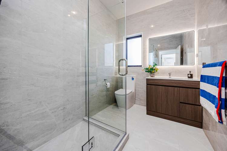 8 Sapwood Crescent Takanini_12