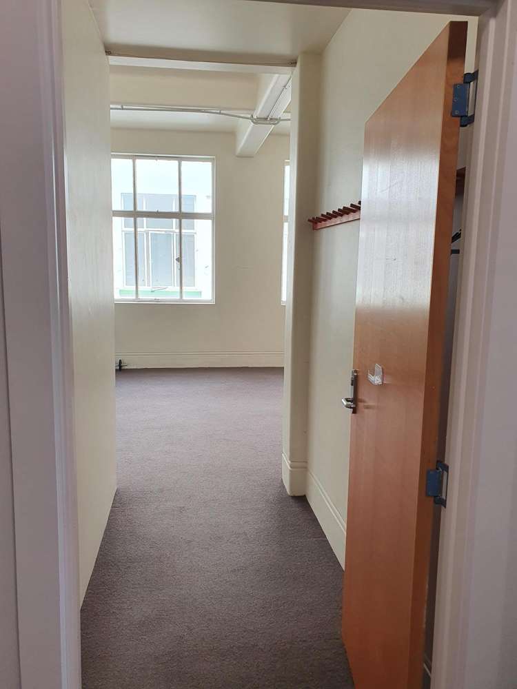 36 Devon Street West New Plymouth Central_2