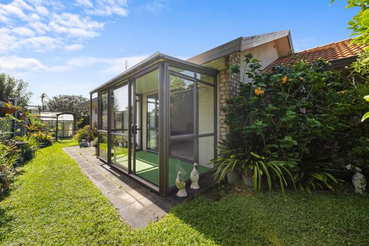 109 Pooks Road Ranui_16