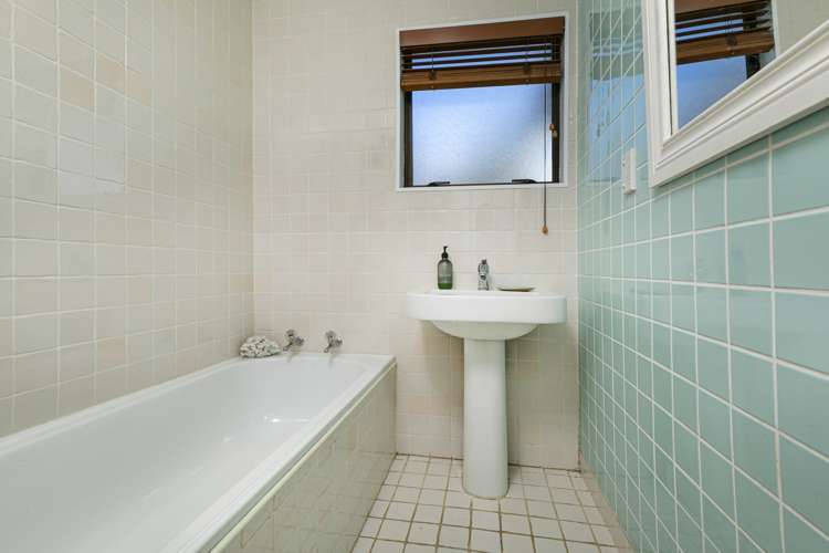 19 Lloyd Road Riverhead_15