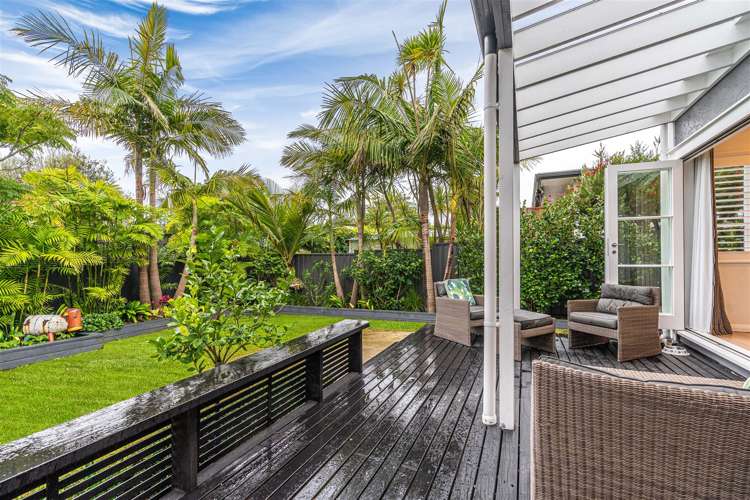 58 Old Lake Road Narrow Neck_2