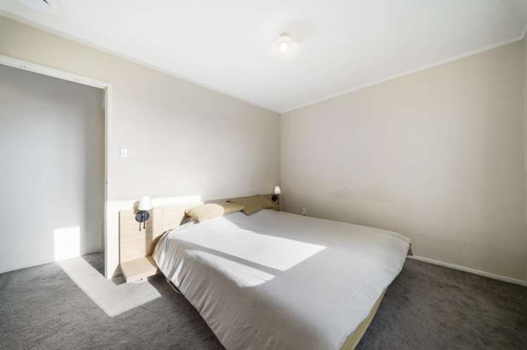 18 Farwood Drive Henderson_13