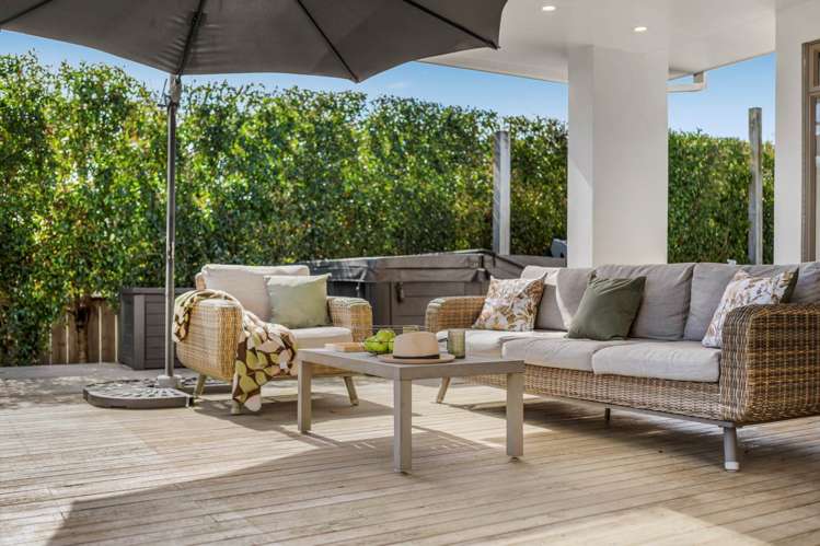 41 Intrepid Crescent Beachlands_9