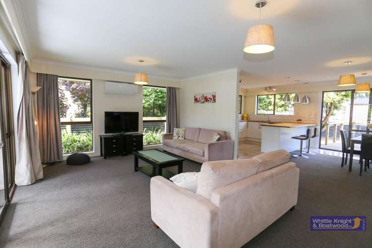 6 Holmcroft Court Cracroft_5