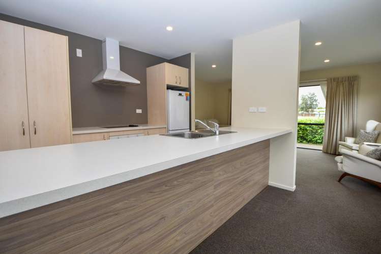 15 Ashmore Park Road Carterton_5