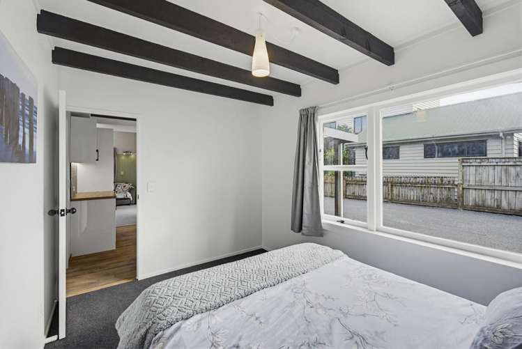 10 Arataki Grove Waitarere Beach_11