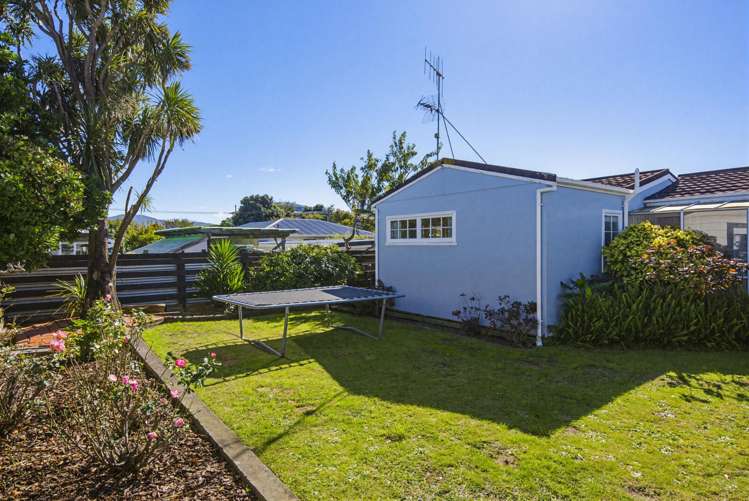 6 Teoti Street Paraparaumu Beach_31