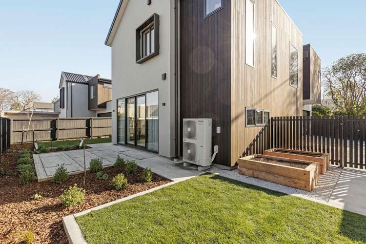51A Rossall Street Merivale_26