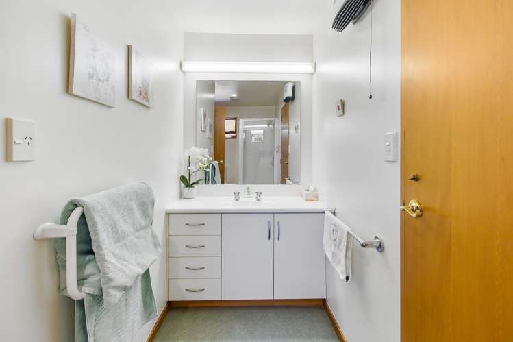 9 Cardiff Street Marchwiel_11