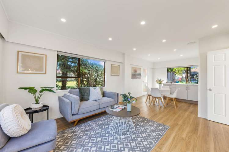 8A Matata Street Blockhouse Bay_15