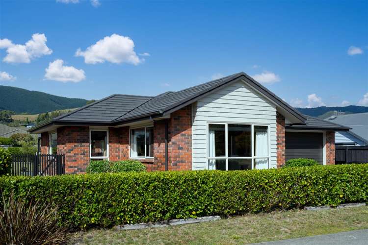 76 Covent Drive Stoke_2