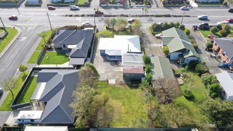 400 North Road Waikiwi_35