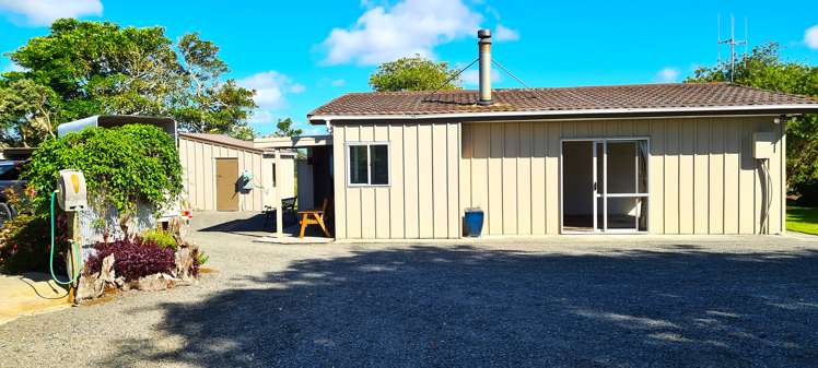 15 Pairatahi Road Kaingaroa_2