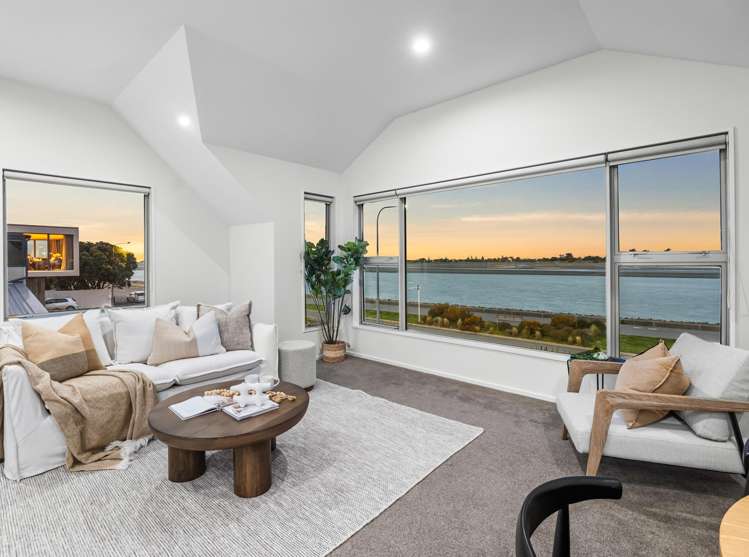 2/59 Beachville Road Redcliffs_2