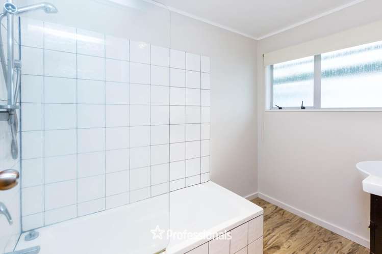 167 California Drive Totara Park_16