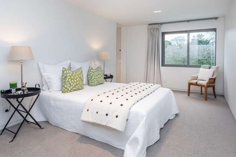 23 Desmond Street Merivale_34