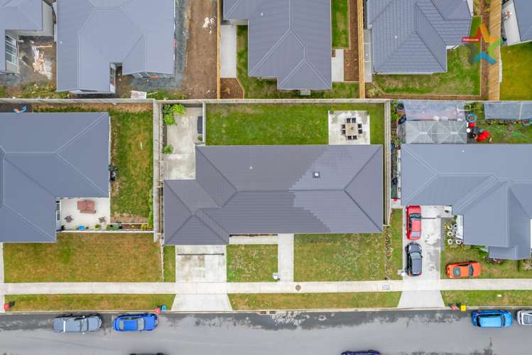 6 Jack Vaughan Grove Wainuiomata_22