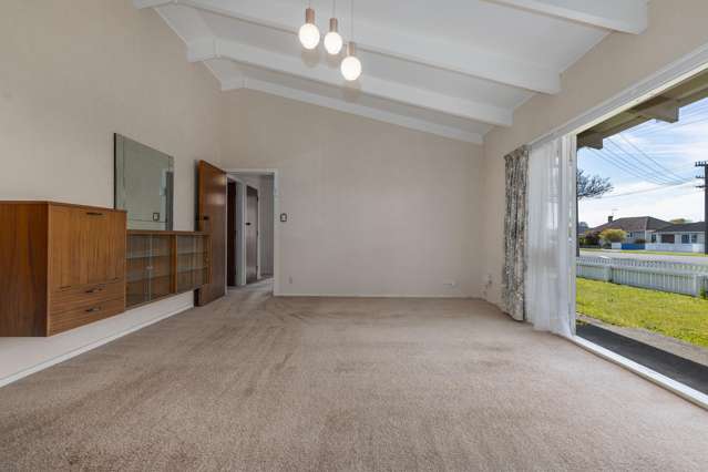 556 Queen Street East Levin_4