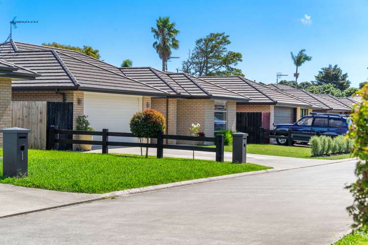 3 Darnika Way Patumahoe_27