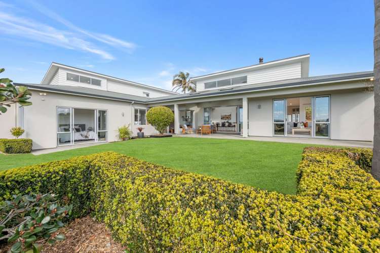 9 Intrepid Crescent Beachlands_42