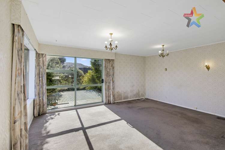 1 Otira Grove Kelson_3