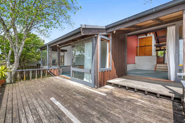 35 Rushgreen Avenue Pahurehure_7