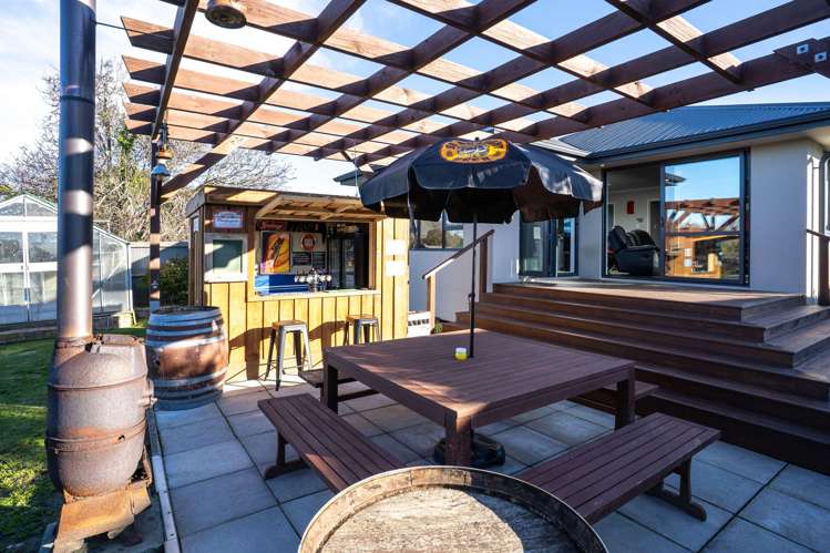 14 Farnborough Street Aranui_24