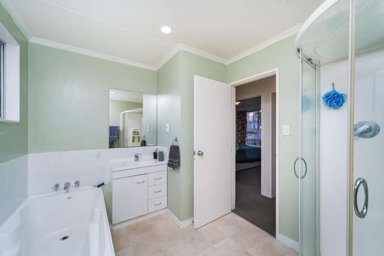 39 Robinson Crescent Westbrook_9