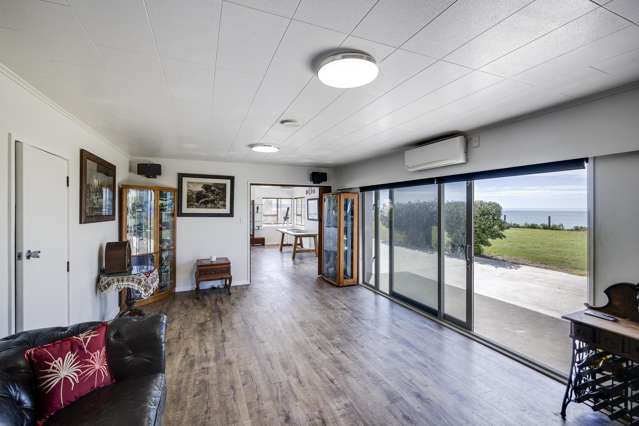 43 North Shore Road Whirinaki_3