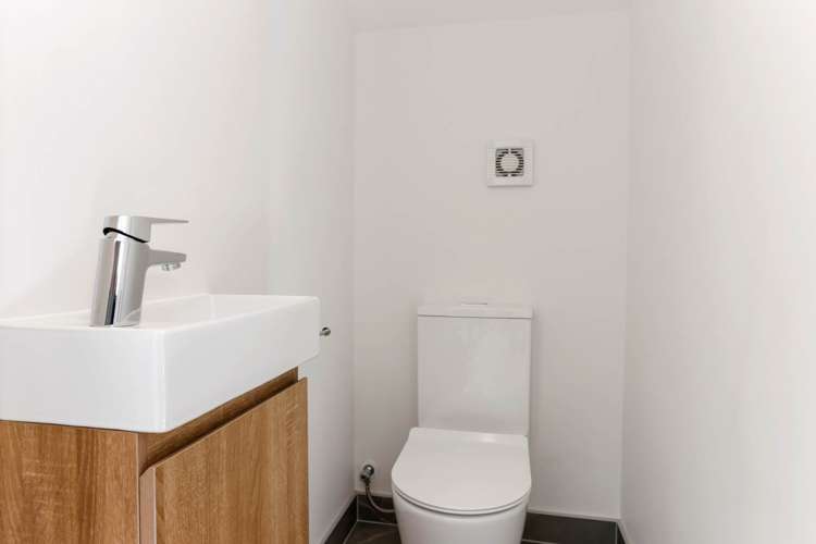 22a Toru Street Te Atatu Peninsula_16