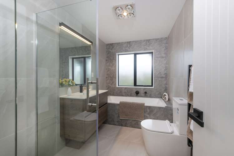 70 Thomas Road Flat Bush_17