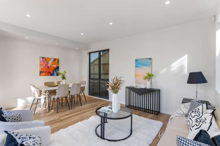 2/32 Caversham Drive Torbay_10