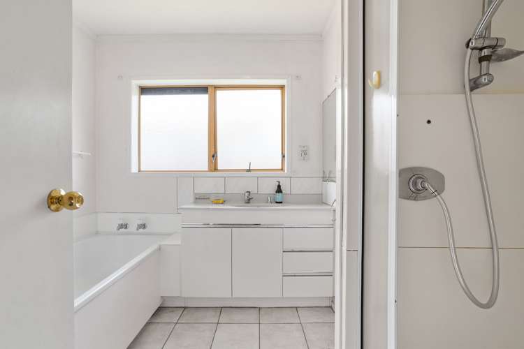 32 Manse Road Pahurehure_8