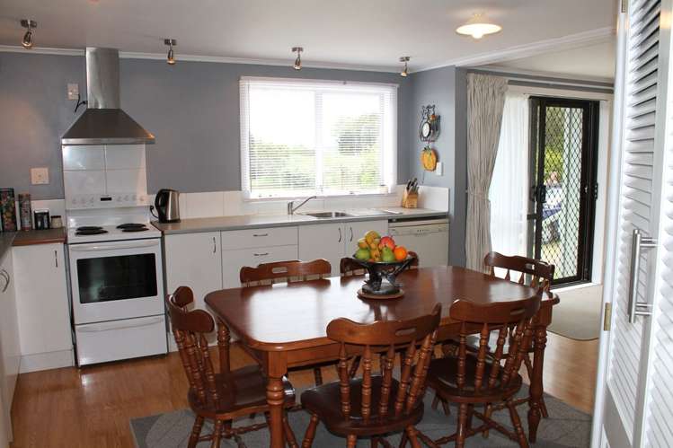 20 Kinloch Road Lichfield_12