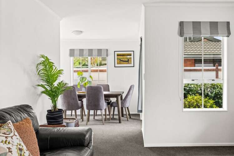 18 Birdwood Street Taradale_15