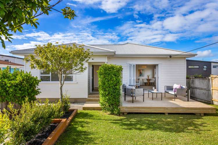 797A Te Atatu Road_1