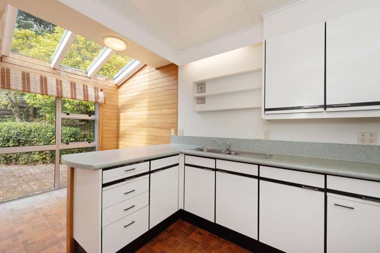 21 Firth Terrace Karori_9