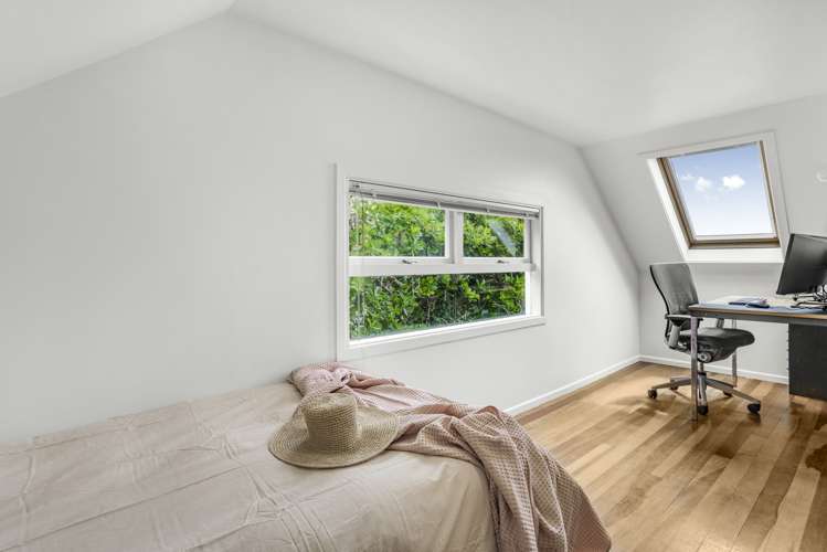 5 Manuka Terrace Eastbourne_8