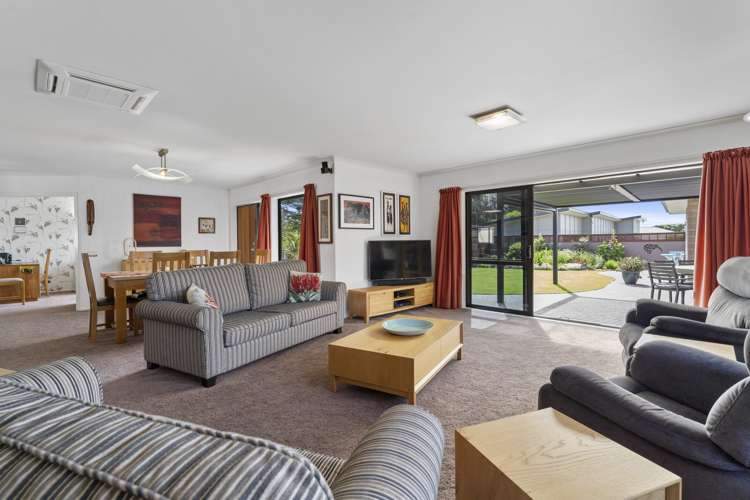 7 Byron Brown Place Otaki Beach_6