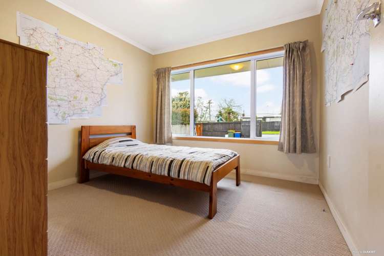 8 Border Road Henderson_13