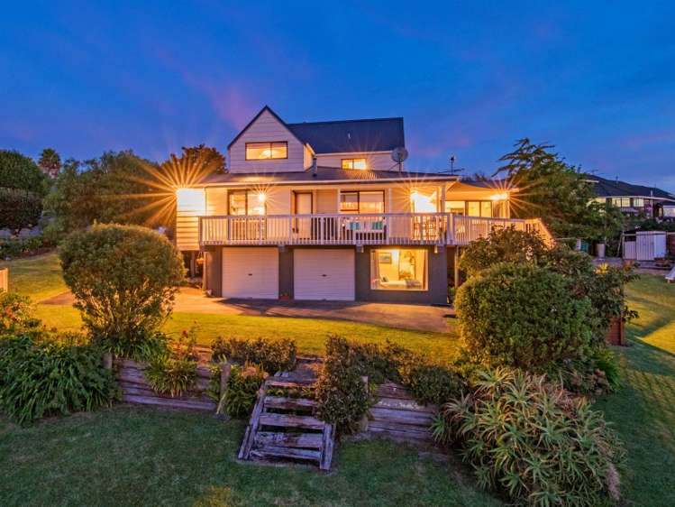 20 Sophora Place Totara Heights_1