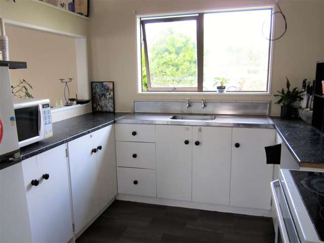 84 Puke Road Paeroa_2