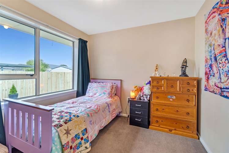 38 Sandown Crescent Aranui_12