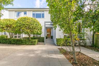 8 Lochiel Road_2