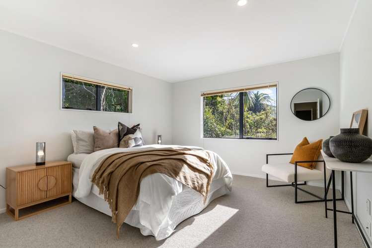 9 Davern Lane New Lynn_12