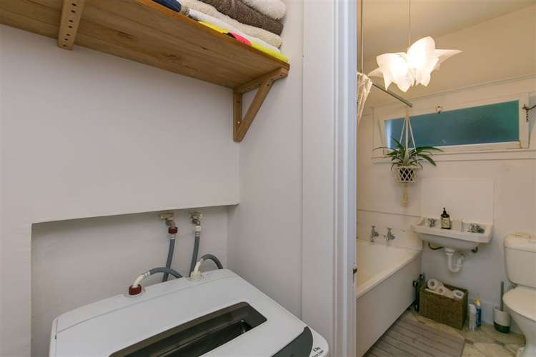 2 Milne Terrace Island Bay_12