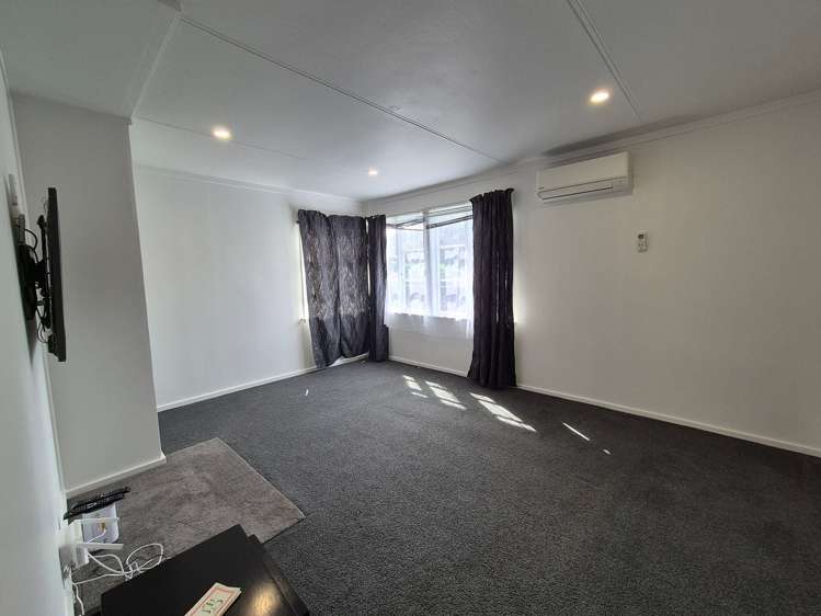 134 Hendon Avenue Mount Albert_11